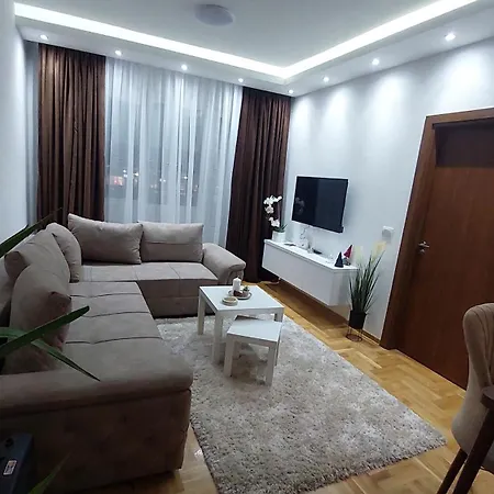 公寓 Zapadni Kej M&m