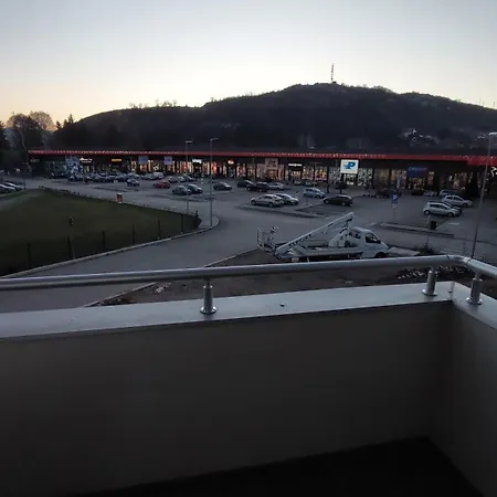 公寓 Zapadni Kej M&m